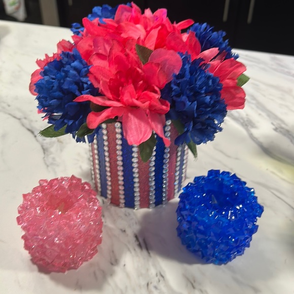 Hand Crafted Other - Flower arrangement Blue & Pink & Glacier Tea light Set